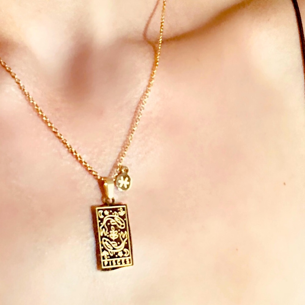 PISCES• 18K Gold Plated Necklace 410+65mm Chain NWT • Adjustable length